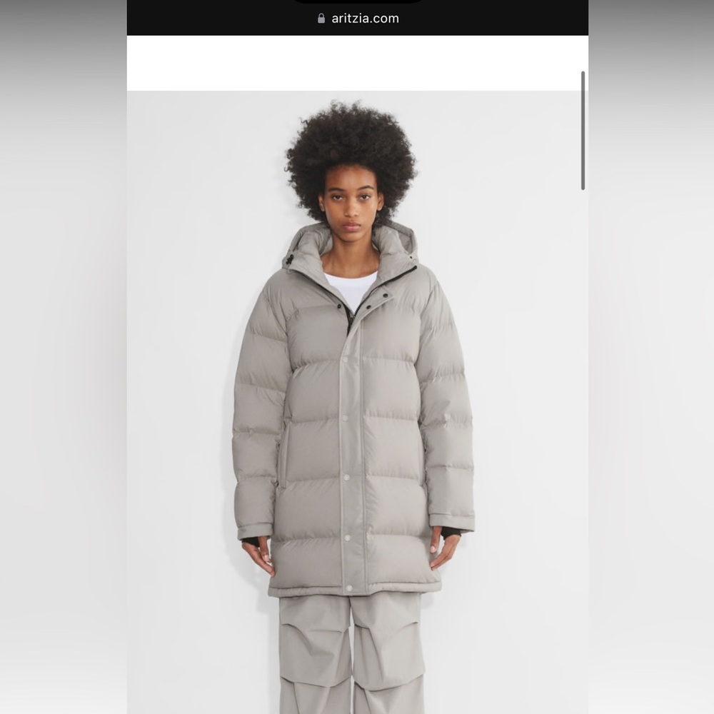 Aritzia Super Puff Mid